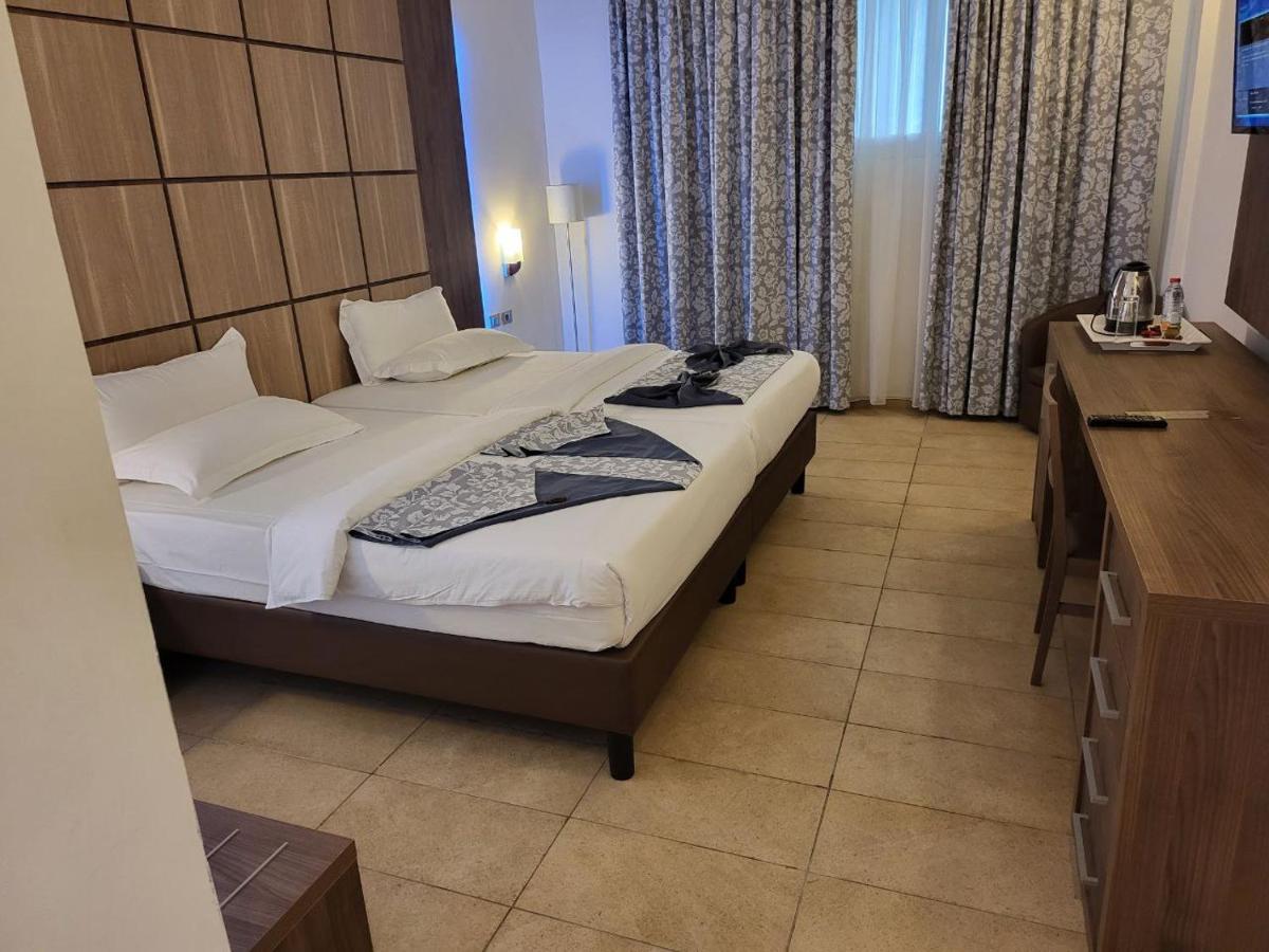 Hotel Franco Yaounde Exterior photo