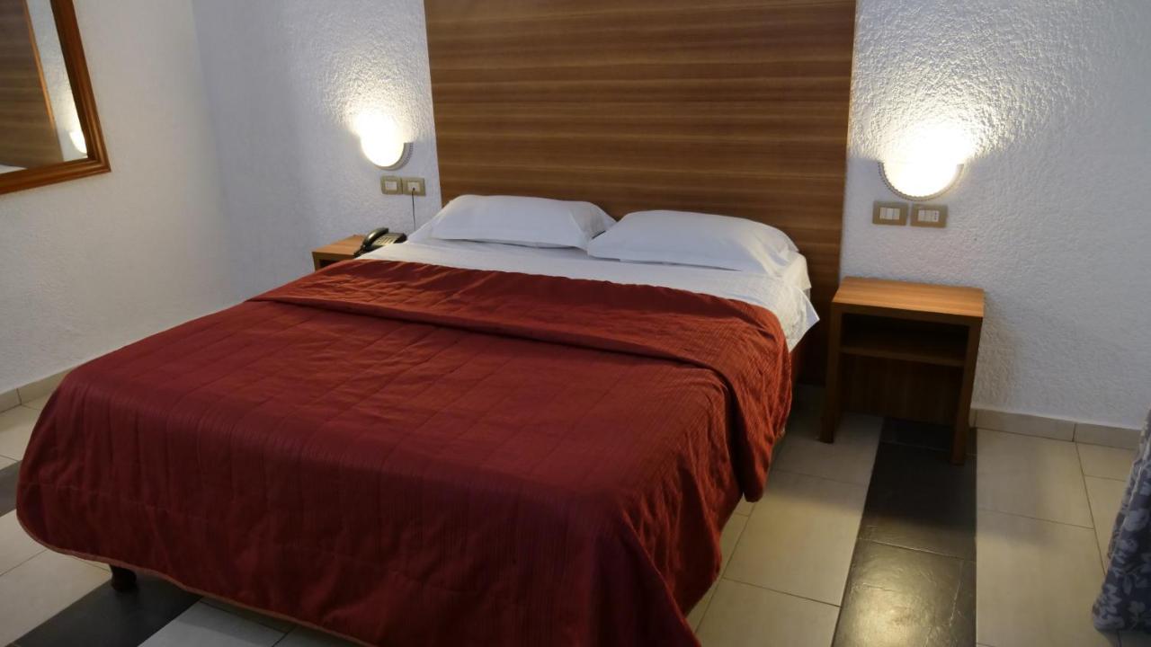 Hotel Franco Yaounde Exterior photo