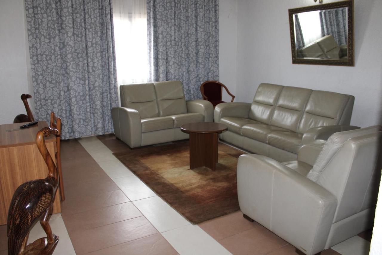 Hotel Franco Yaounde Exterior photo