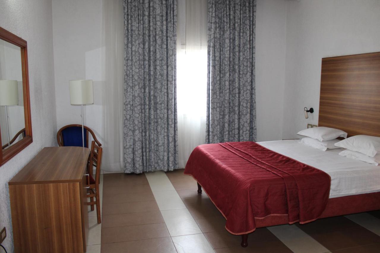 Hotel Franco Yaounde Exterior photo