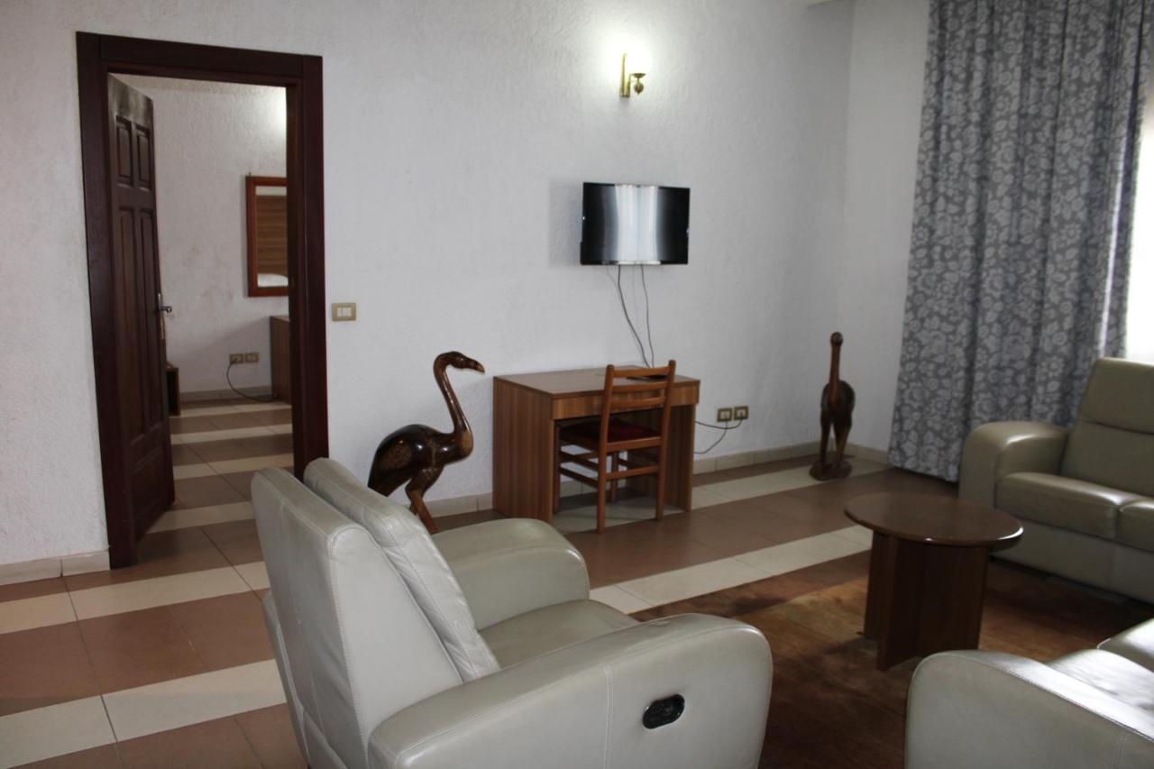 Hotel Franco Yaounde Exterior photo