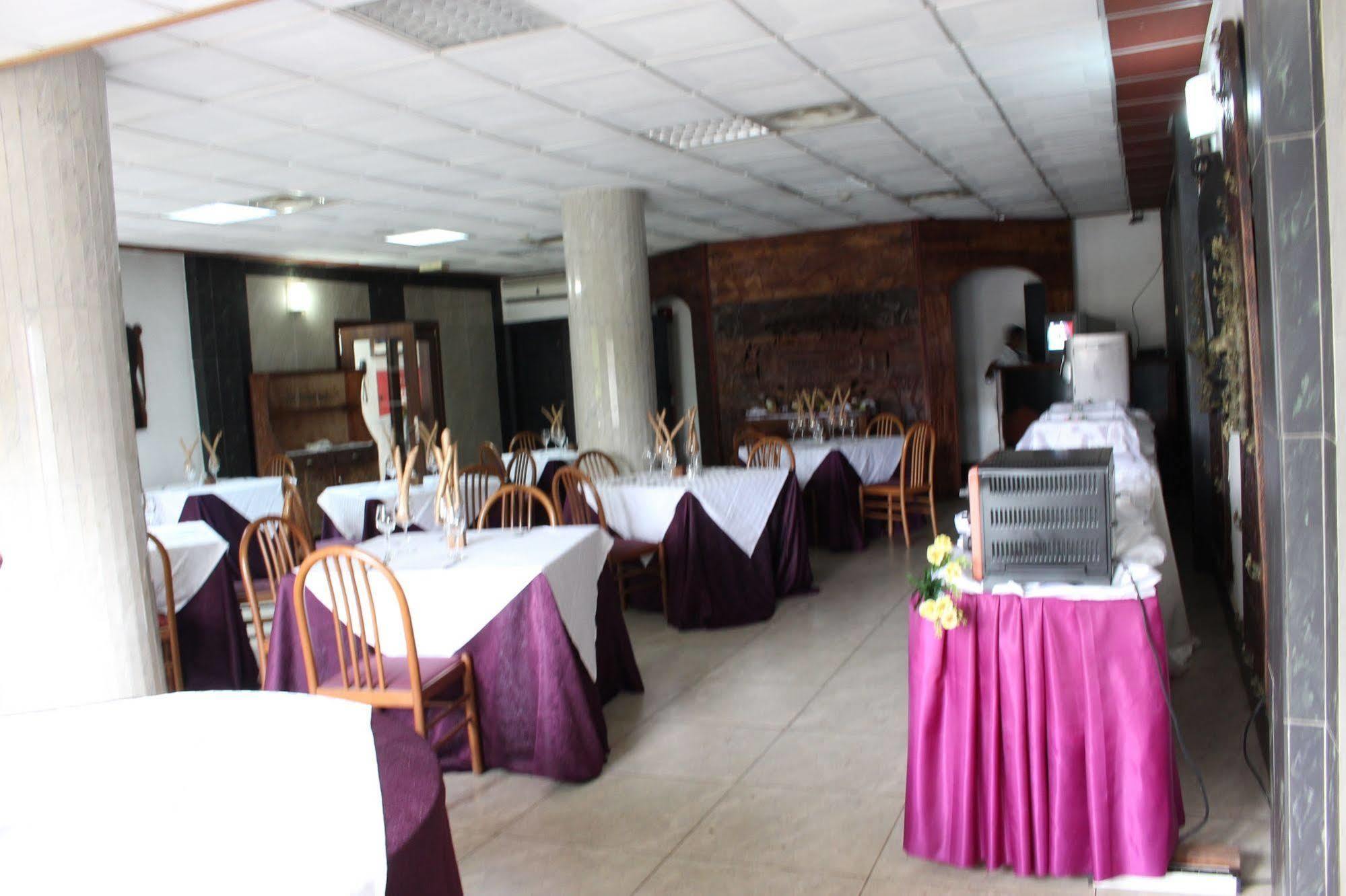 Hotel Franco Yaounde Exterior photo