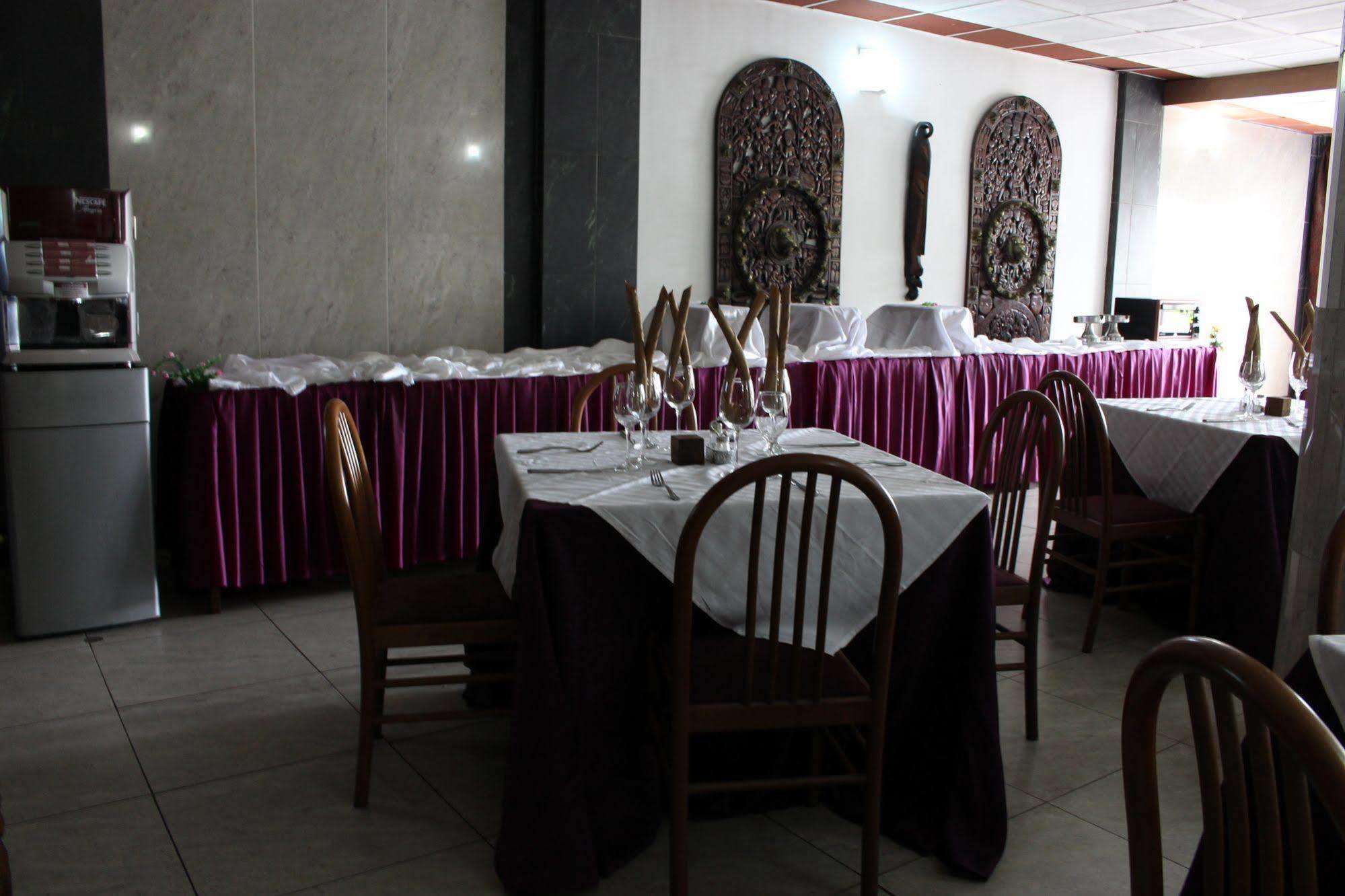 Hotel Franco Yaounde Exterior photo