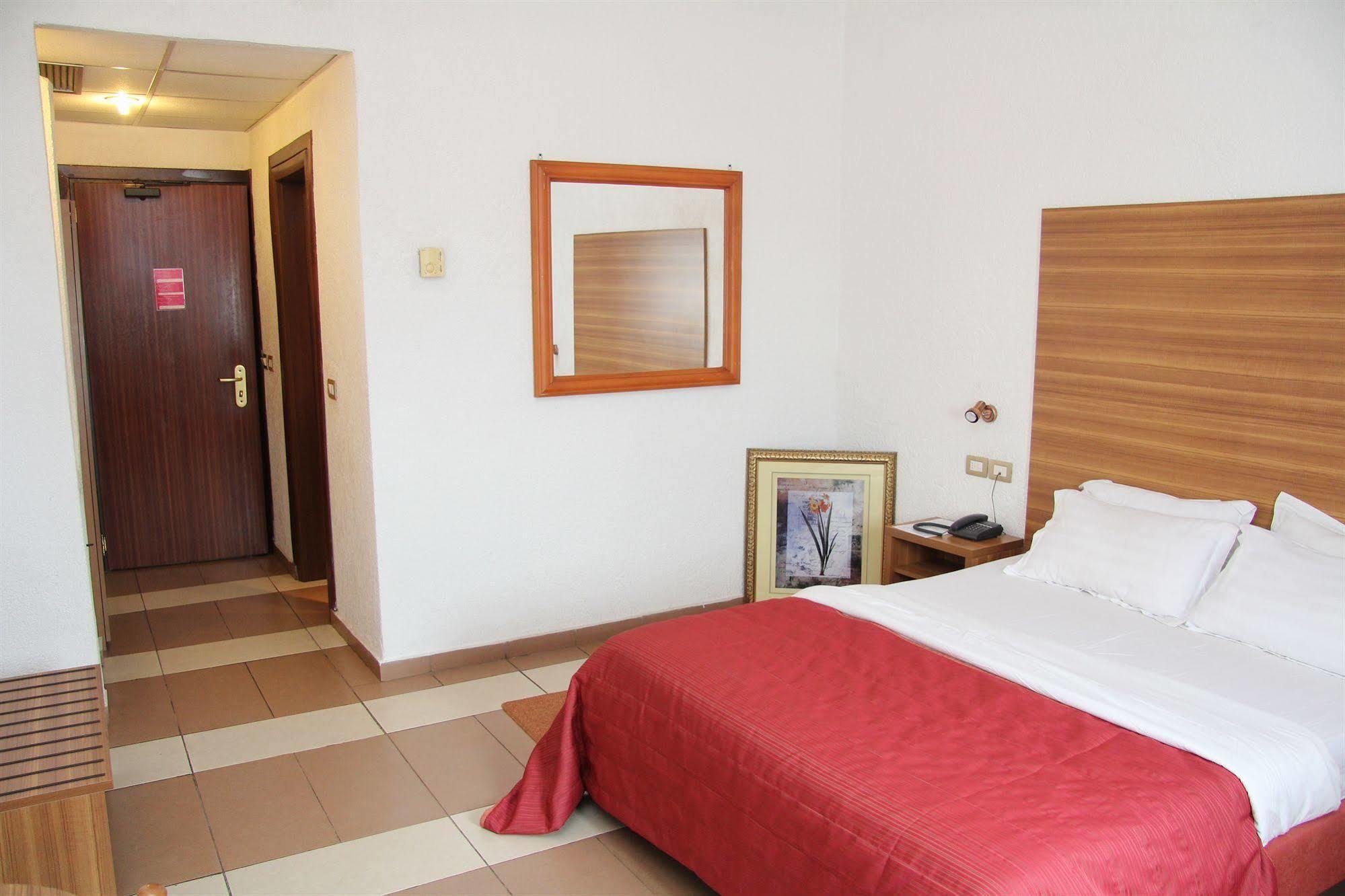 Hotel Franco Yaounde Exterior photo