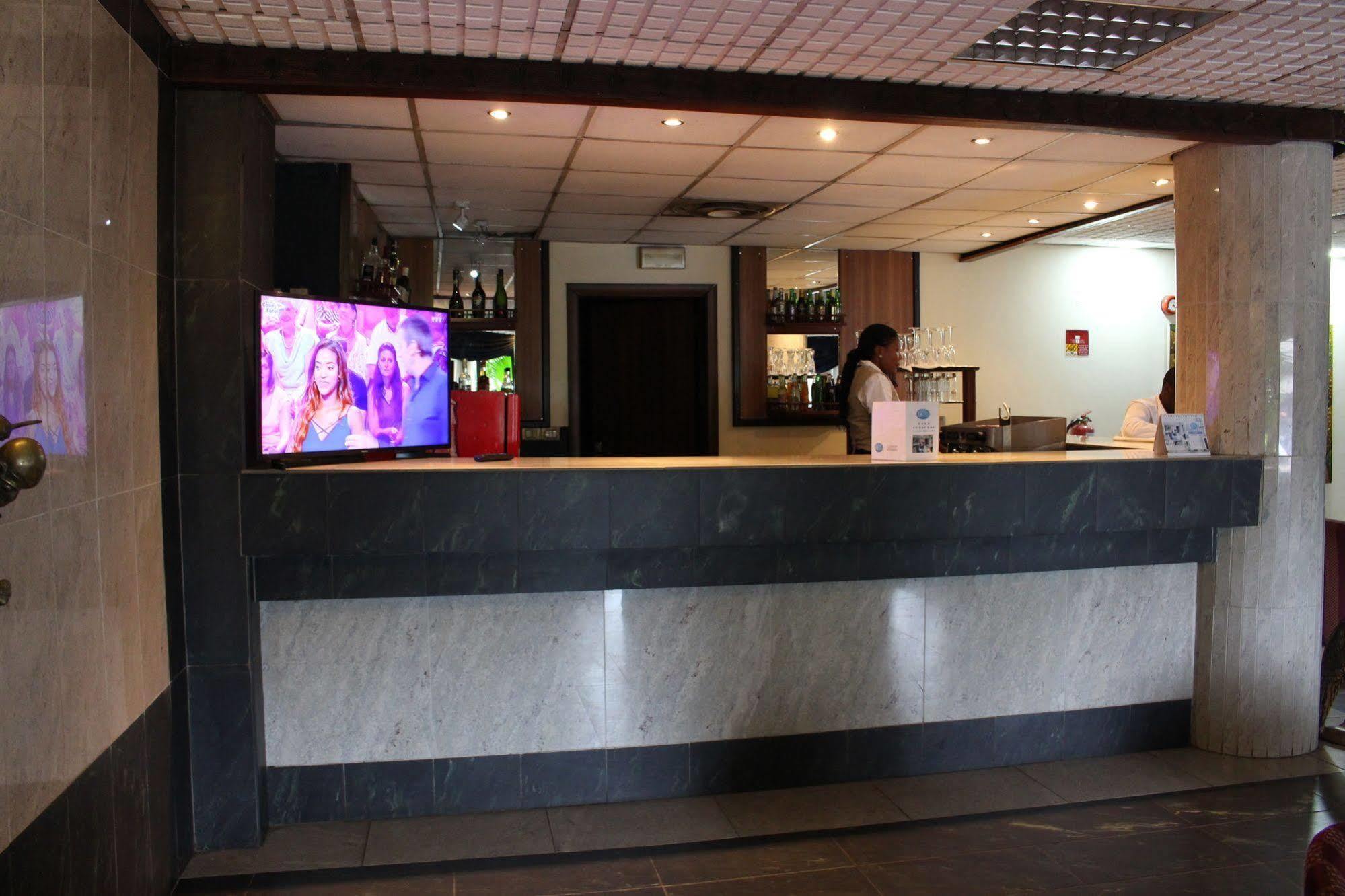 Hotel Franco Yaounde Exterior photo