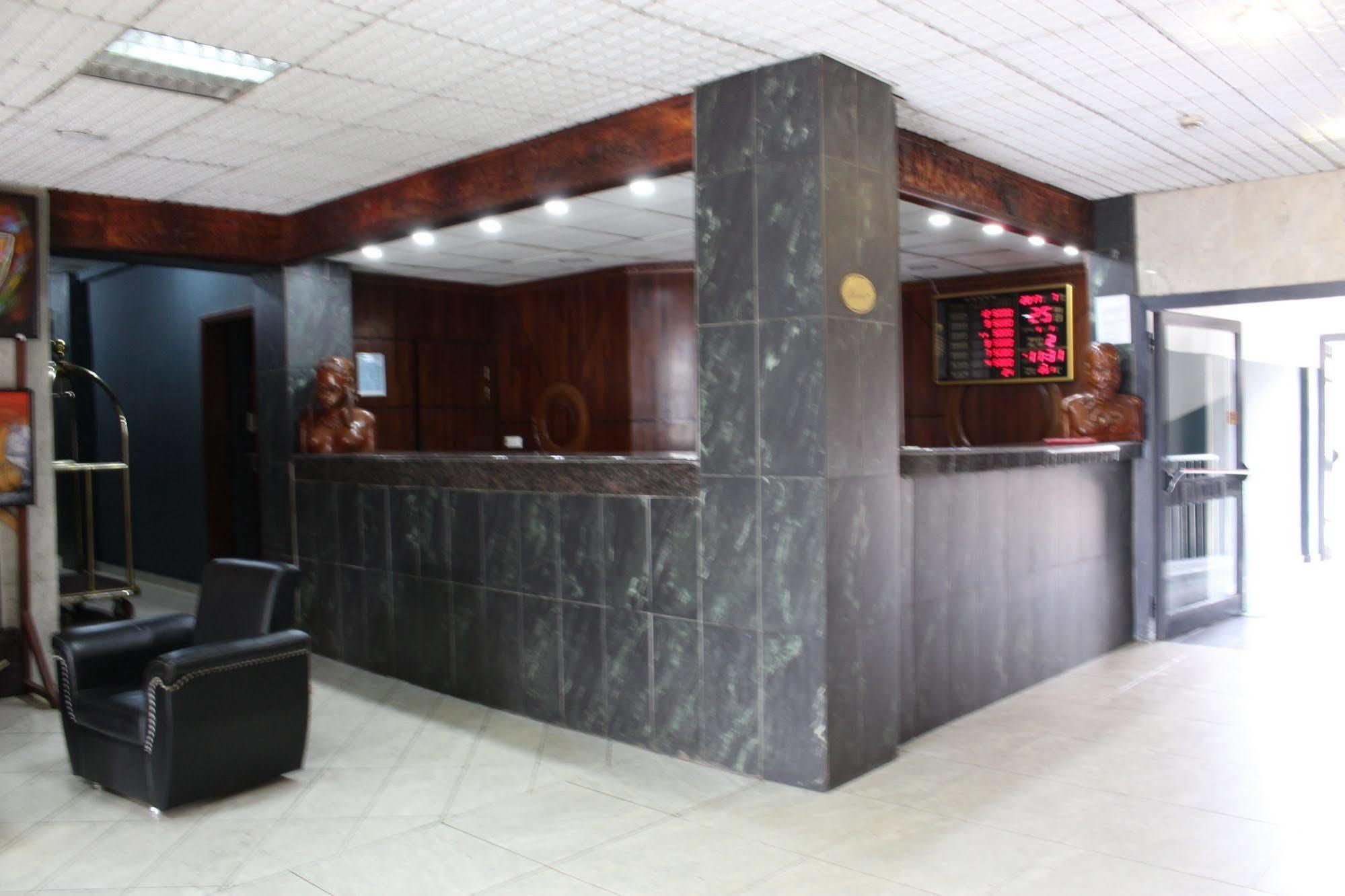 Hotel Franco Yaounde Exterior photo