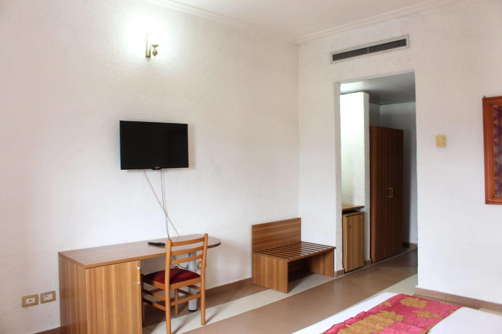 Hotel Franco Yaounde Exterior photo